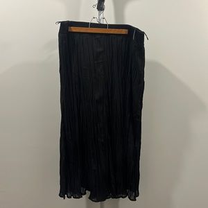 Betty Barclay long black skirt. Size 44